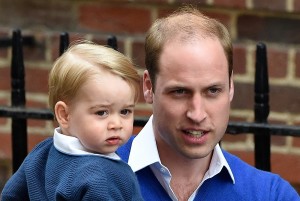 Prinz William ist der Enkel von Königin Elizabteh II. Geroge ist sein Sohn und damit der Urenkel der Königin. (Foto: dpa)
